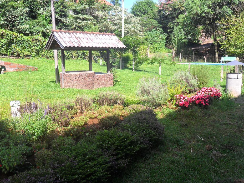 Dos Platanos Inn 3*